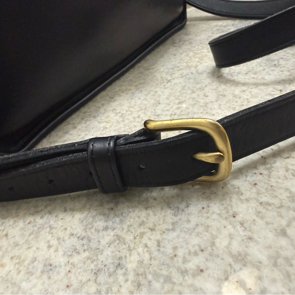 Vintage Coach Willis in Black - No. J5C-9927 - Picture 5 of 7